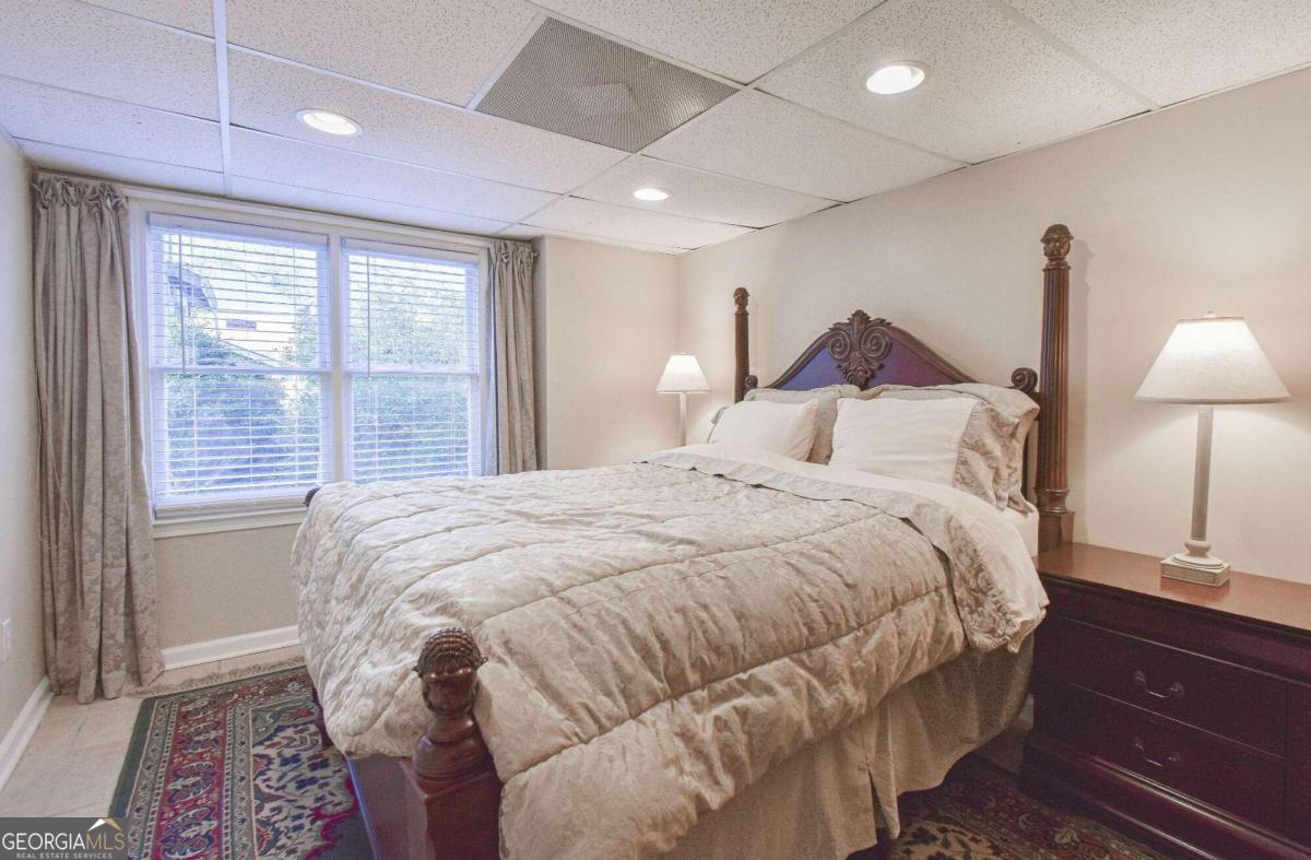 Somerset - Residential Lease