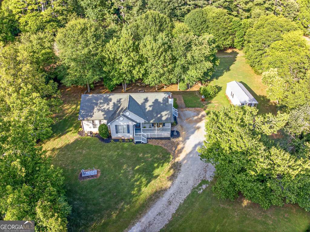 235 Hogans Mill RD