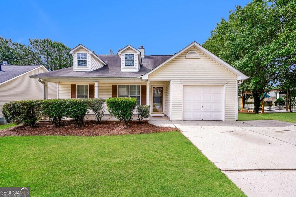Photo of 132 Misty Ridge Trail, Stockbridge, GA 30281 (MLS # 10762113)