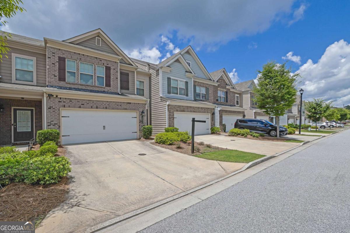 2638 Village Park BND
