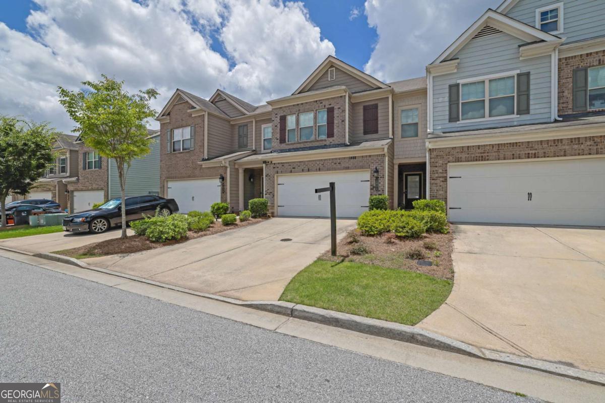 2638 Village Park BND