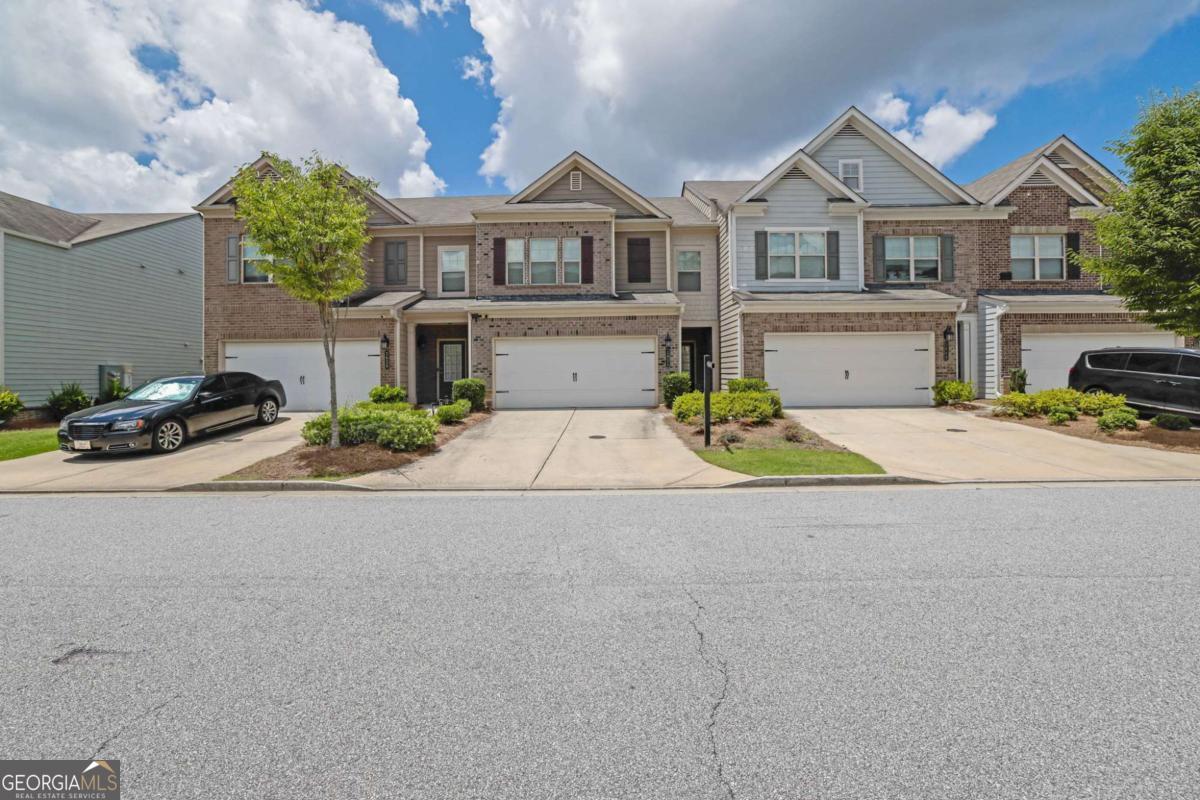 2638 Village Park BND