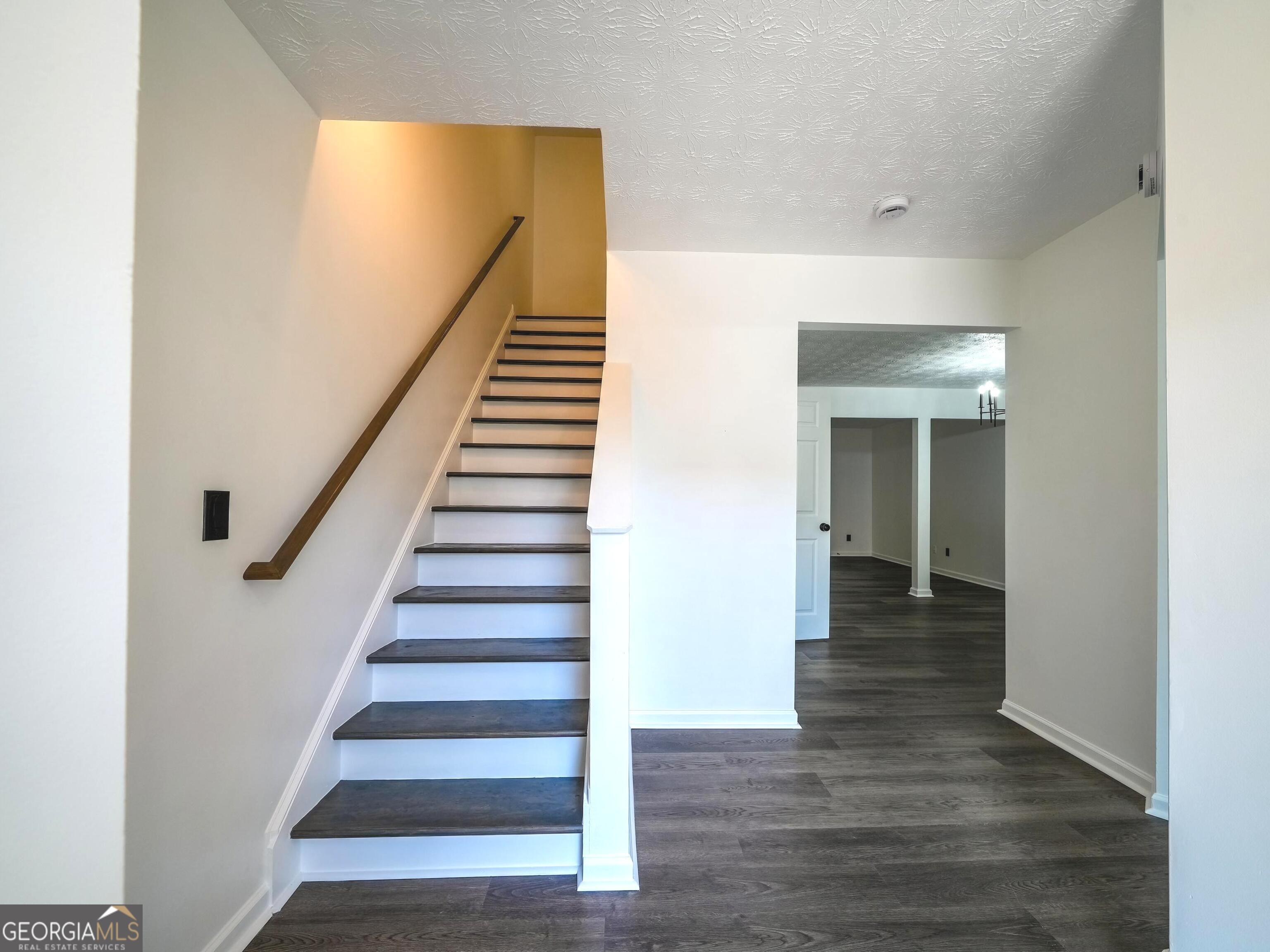 11435 South Grove DR