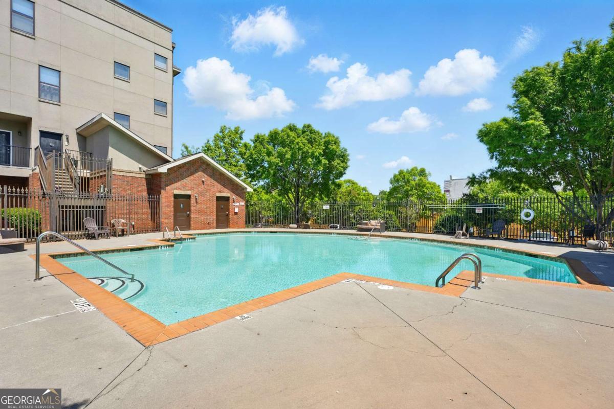 Sky Lofts - Residential