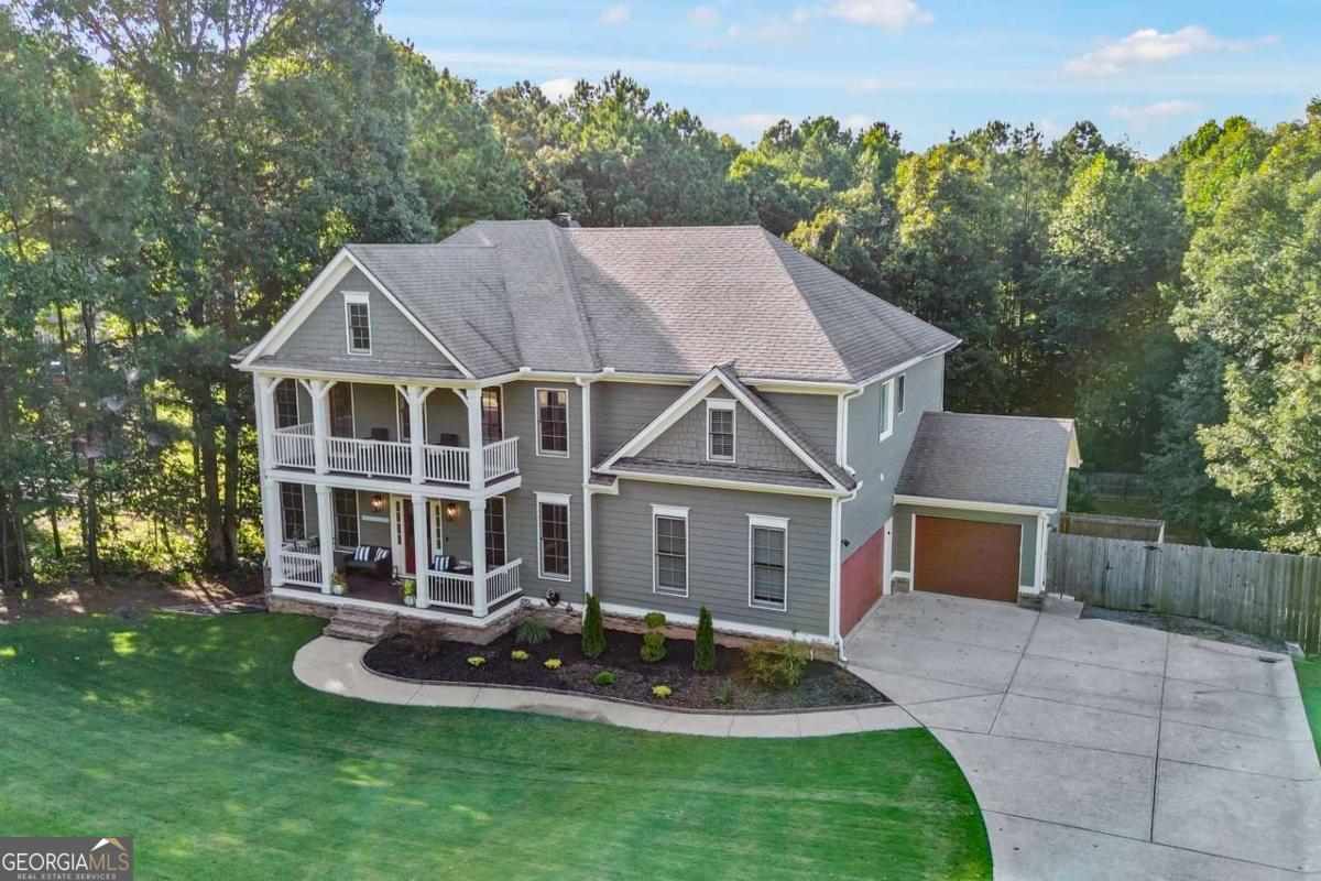 307 Tall Pines CT