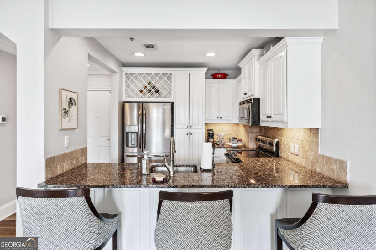 2277 Peachtree RD NE 407