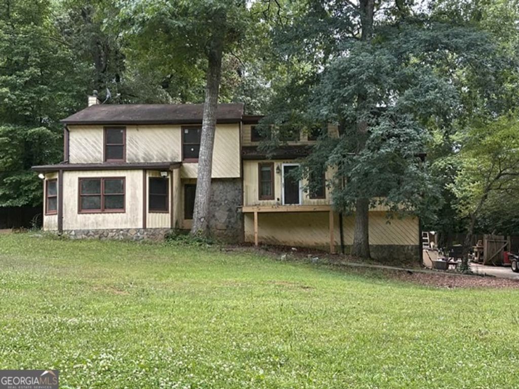 Photo of 5160 Island Drive, Stone Mountain, GA 30087 (MLS # 10774561)