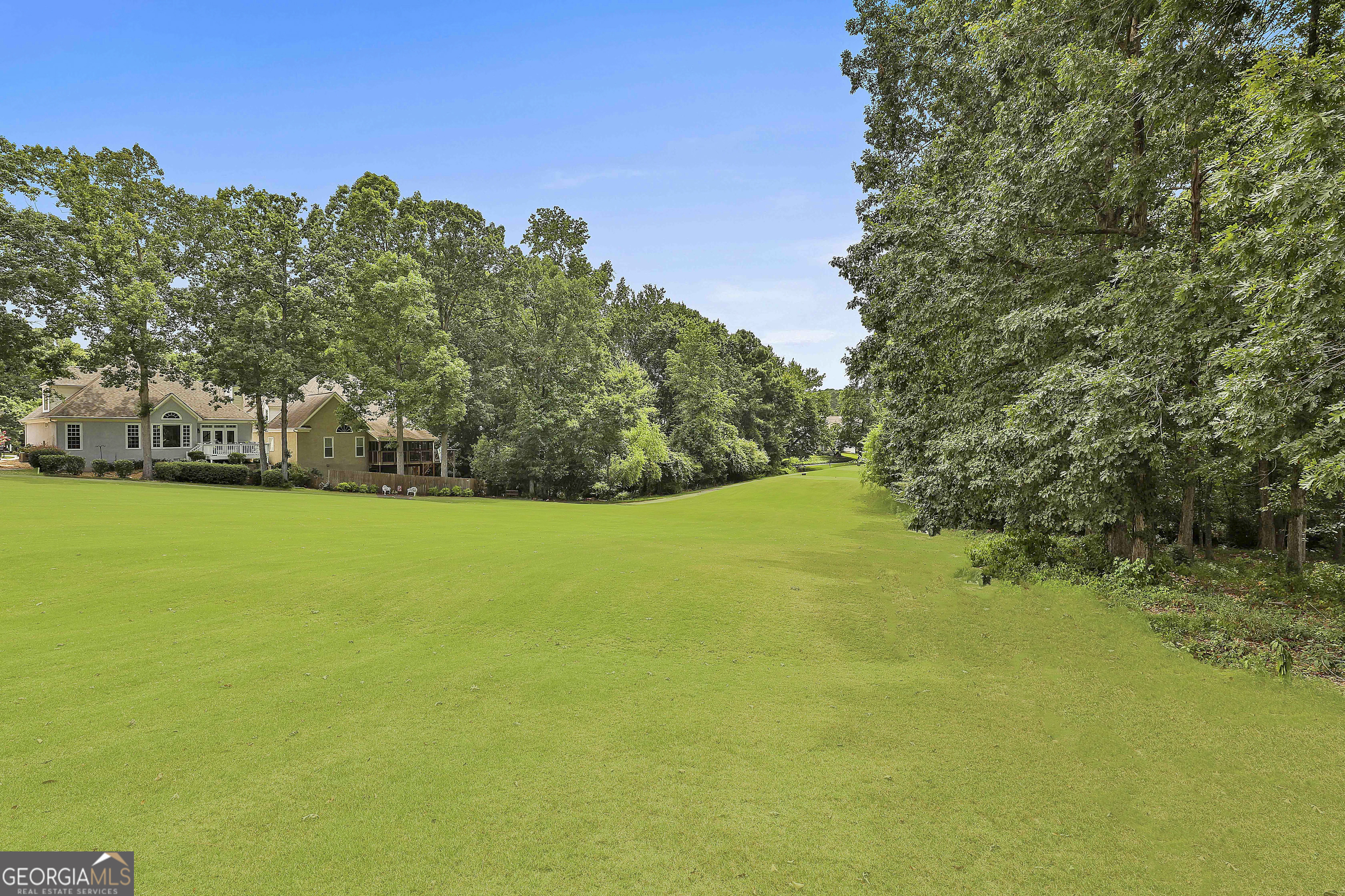 Peachtree City, Georgia 30269, United States, 4 Bedrooms Bedrooms, ,3 BathroomsBathrooms,Residential,Active,177576