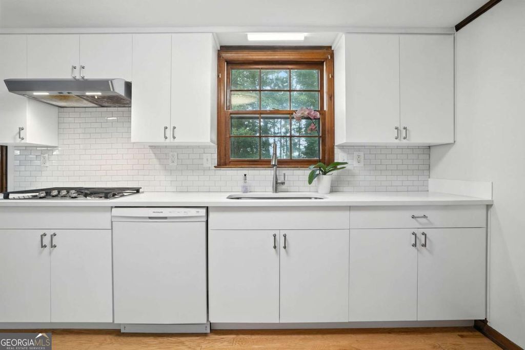 Photo of 2416 Norwich Lane, Tucker, GA 30084 (MLS # 10703308)