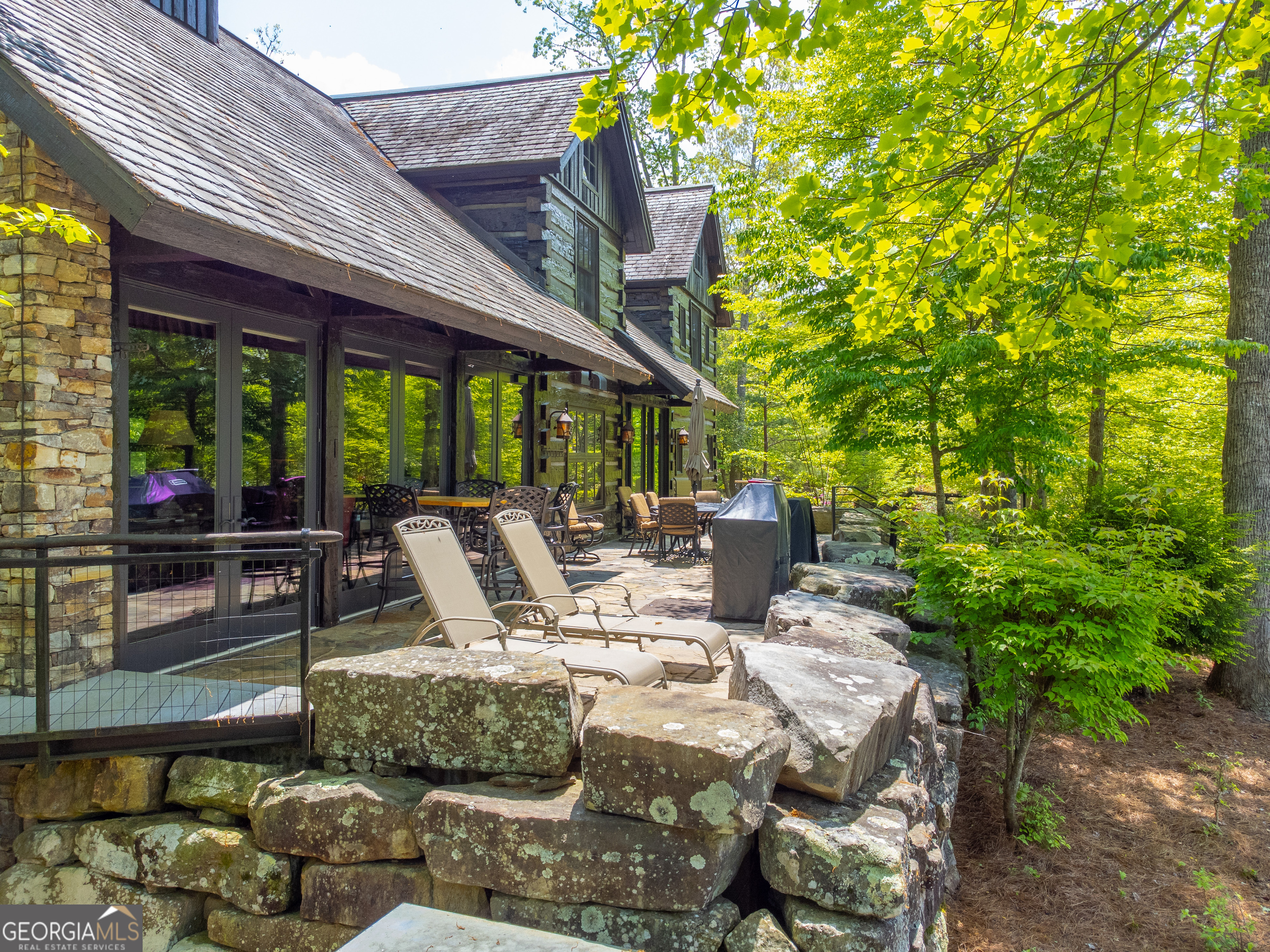 1137976652 Homes for Sale