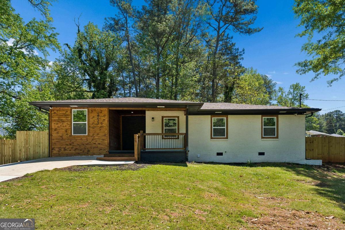 2233 Brannen RD SE