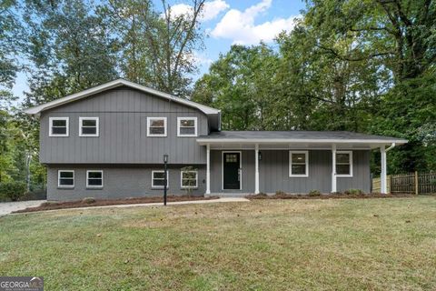 Photo of 4246 Antler Trail SE, Smyrna, GA 30082 (MLS # 10606758)
