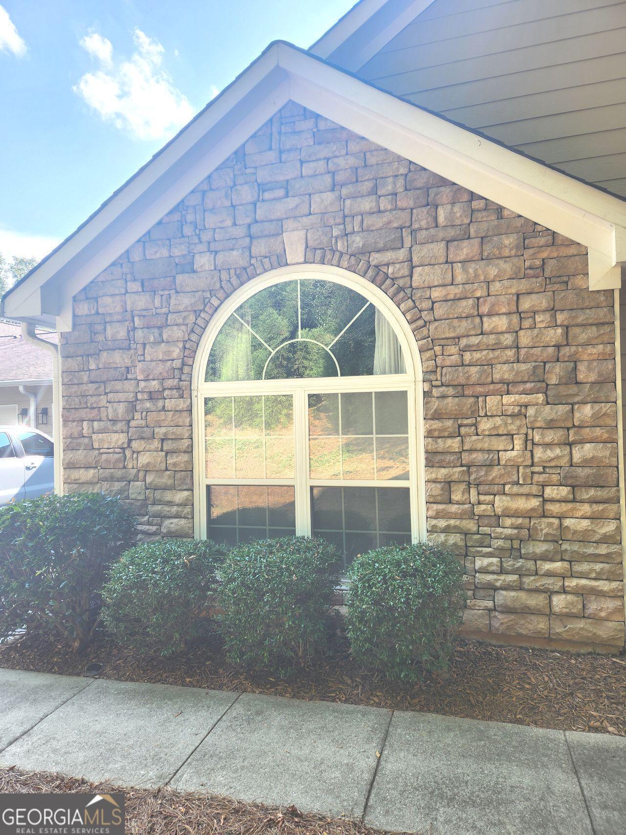 1906 KOLB FARM CIR
