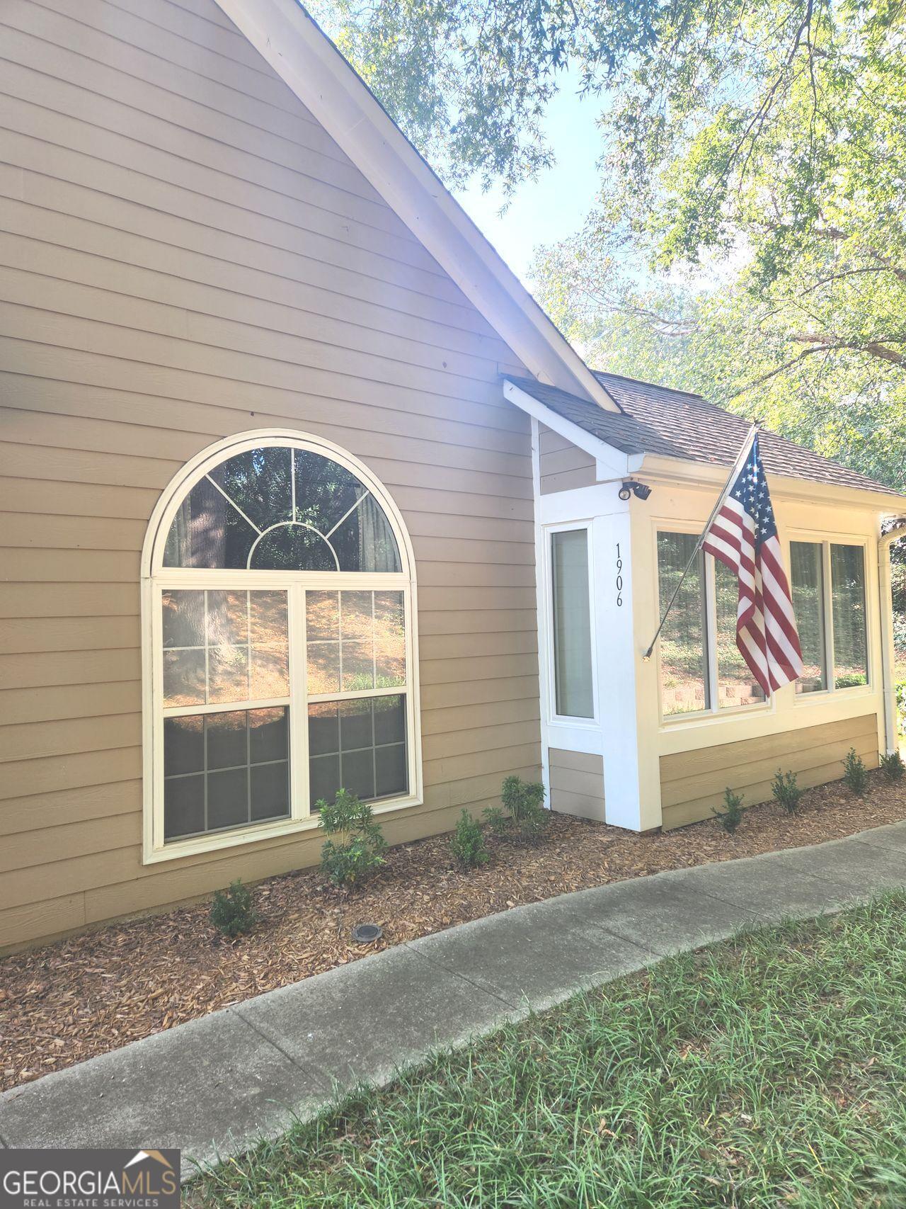 1906 KOLB FARM CIR