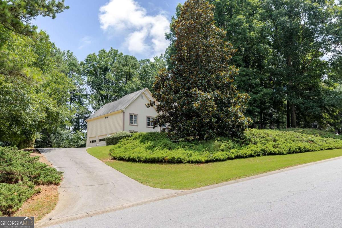 629 Pine TER