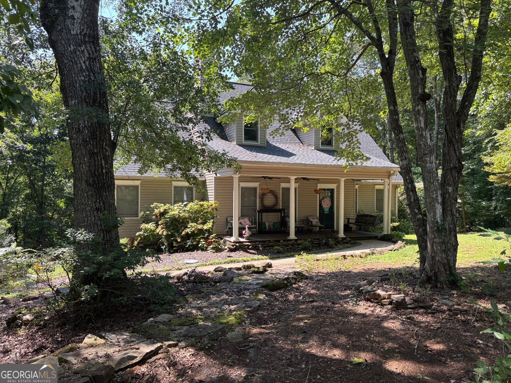 Photo of 399 Grindstone Creek Drive, Clarkesville, GA 30523 (MLS # 10825137)