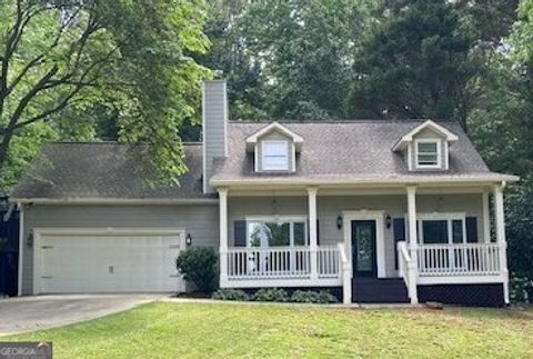 Photo of 852 Georgetowne Drive, Winder, GA 30680 (MLS # 10548450)