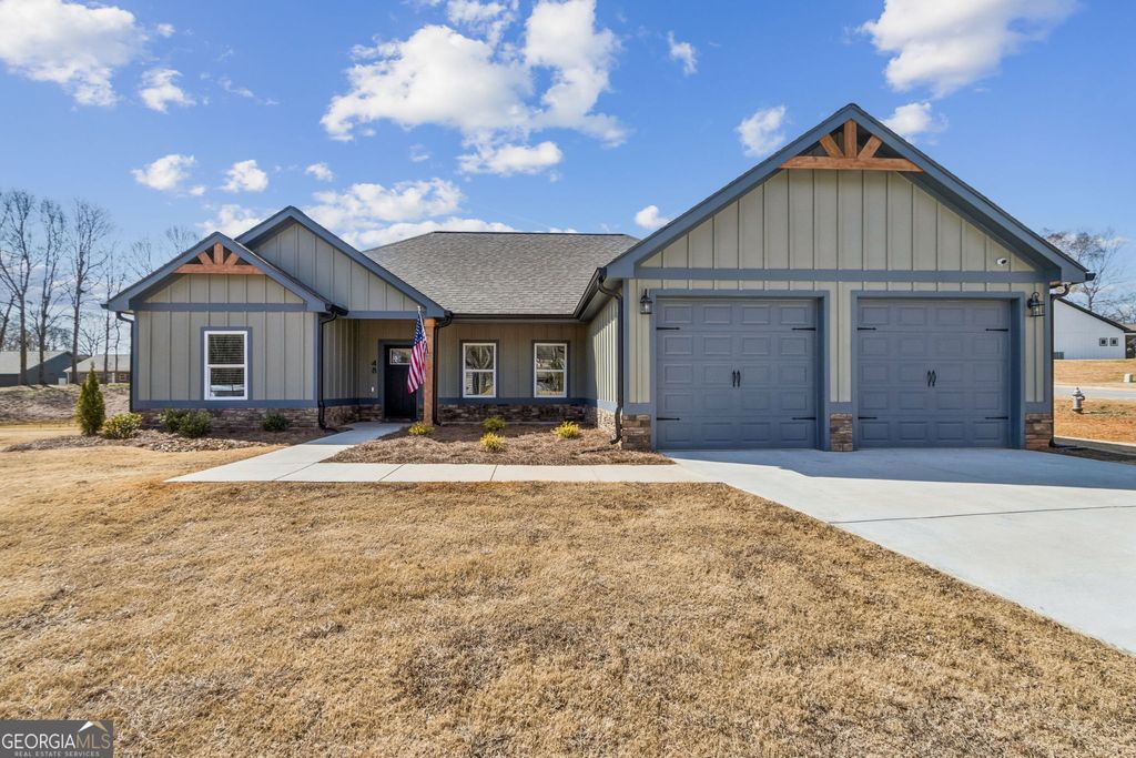 Photo of 48 Crane Street, Maysville, GA 30558 (MLS # 10699399)