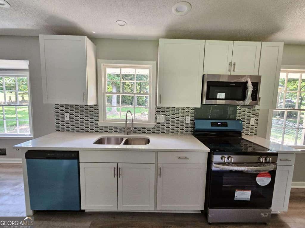 Photo of 999 Braselton Highway, Lawrenceville, GA 30043 (MLS # 10822854)