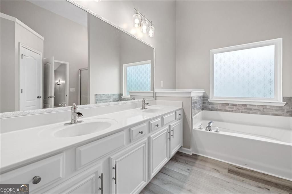 Braselton, Georgia 30517, United States, 4 Bedrooms Bedrooms, ,4 BathroomsBathrooms,Residential,Active,236463