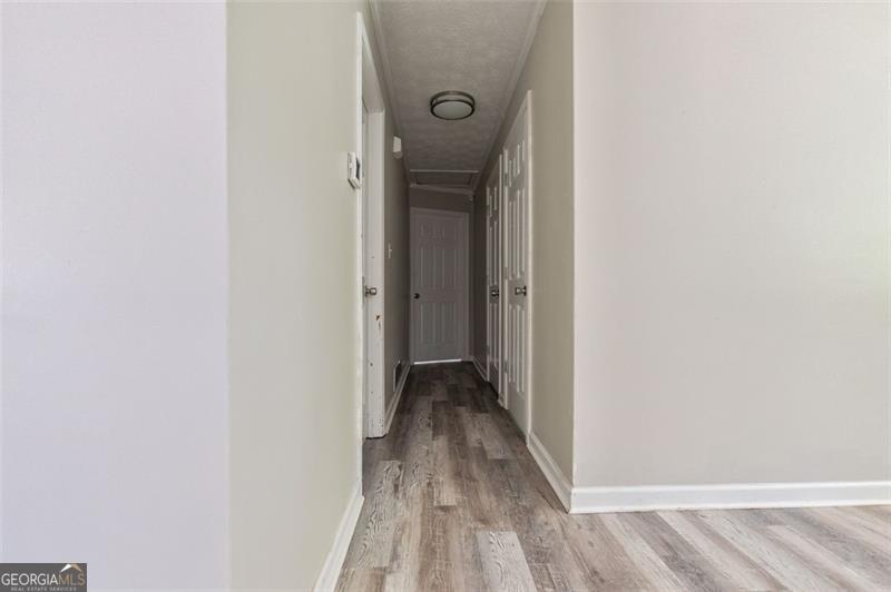 LACEOLA WOODS - Residential