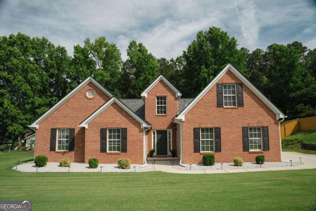 Photo of 2844 Michelle Lee Drive, Dacula, GA 30019 (MLS # 10790168)