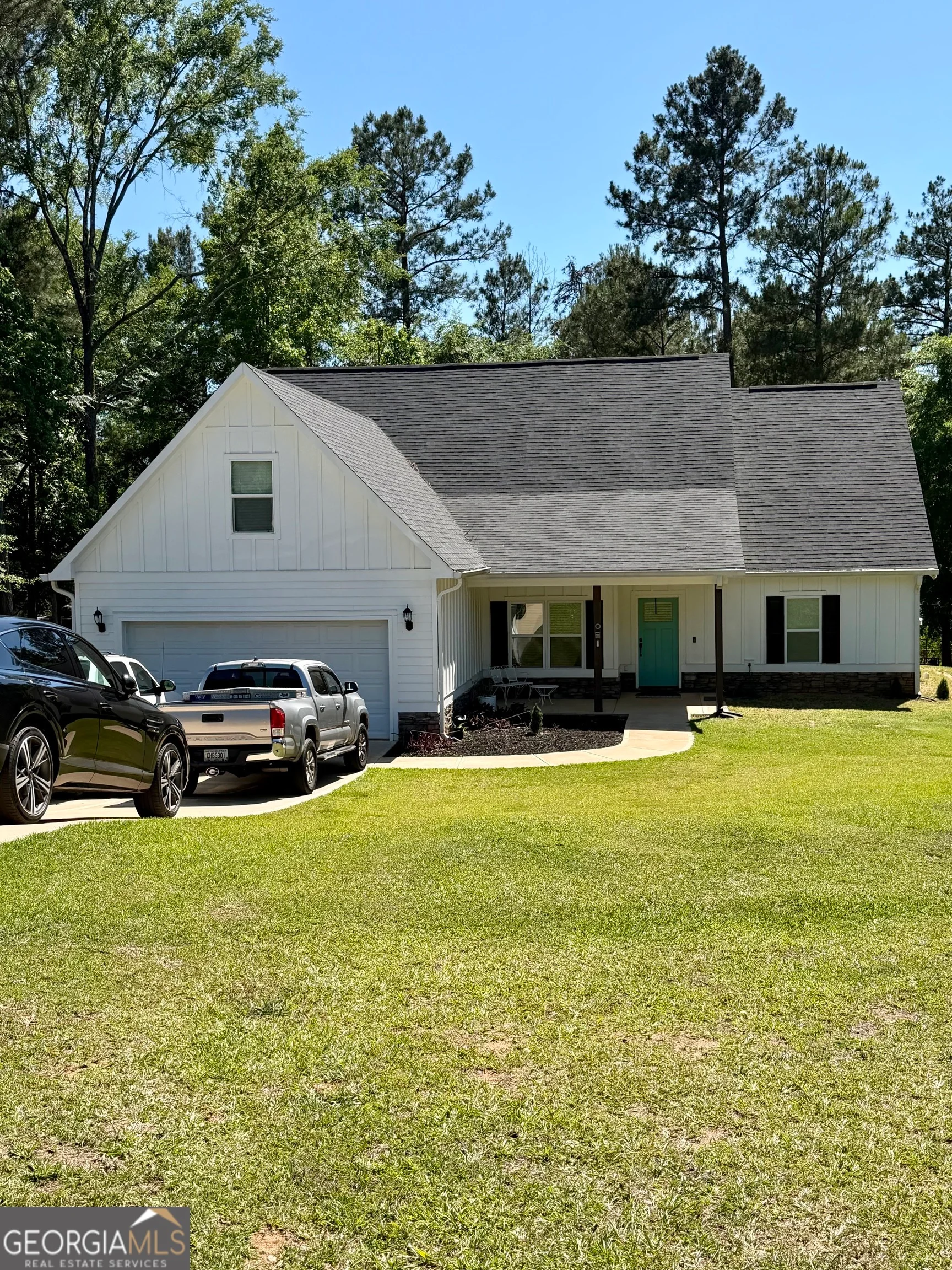 108 Cambridge Court NE
