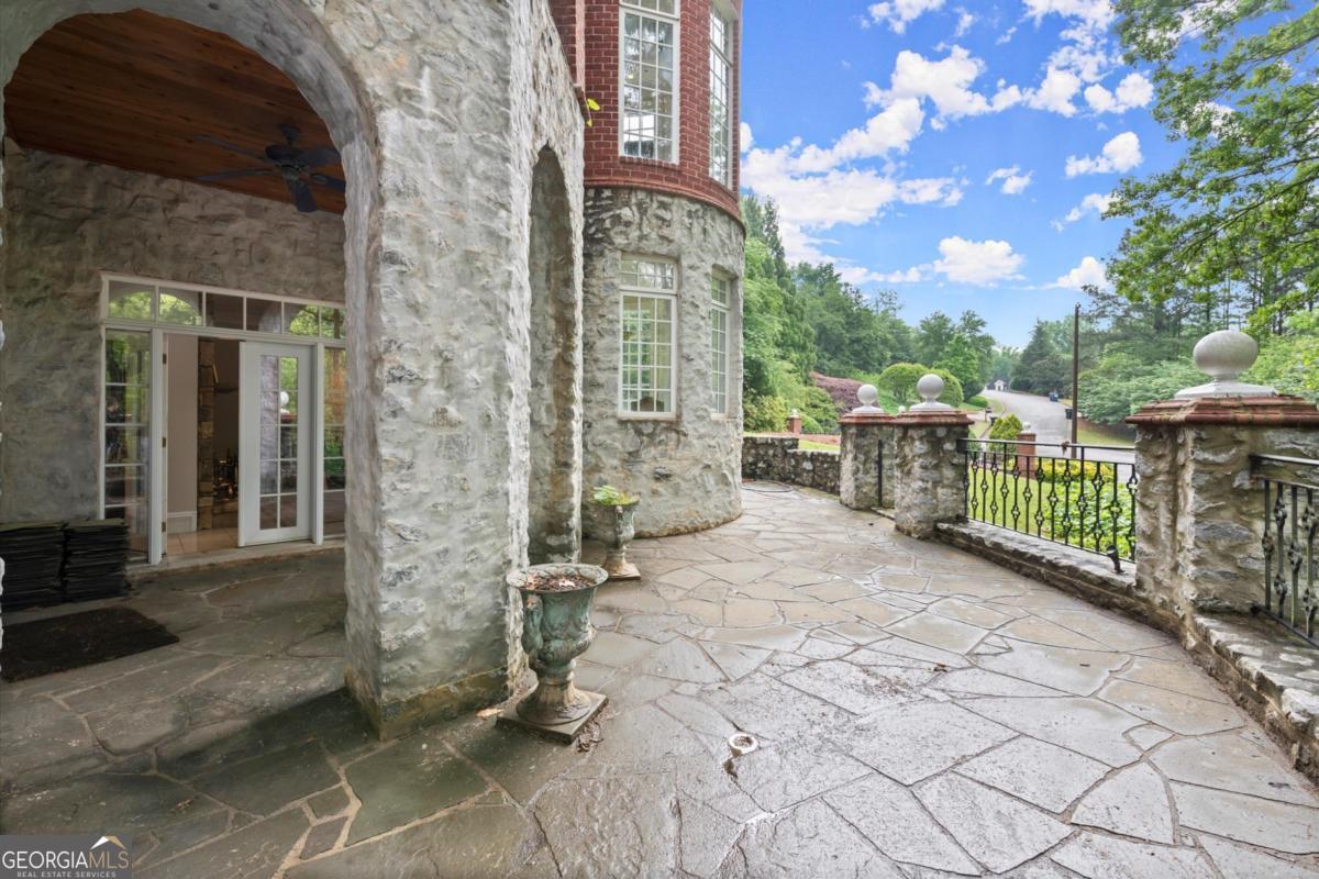Waters Edge - Residential