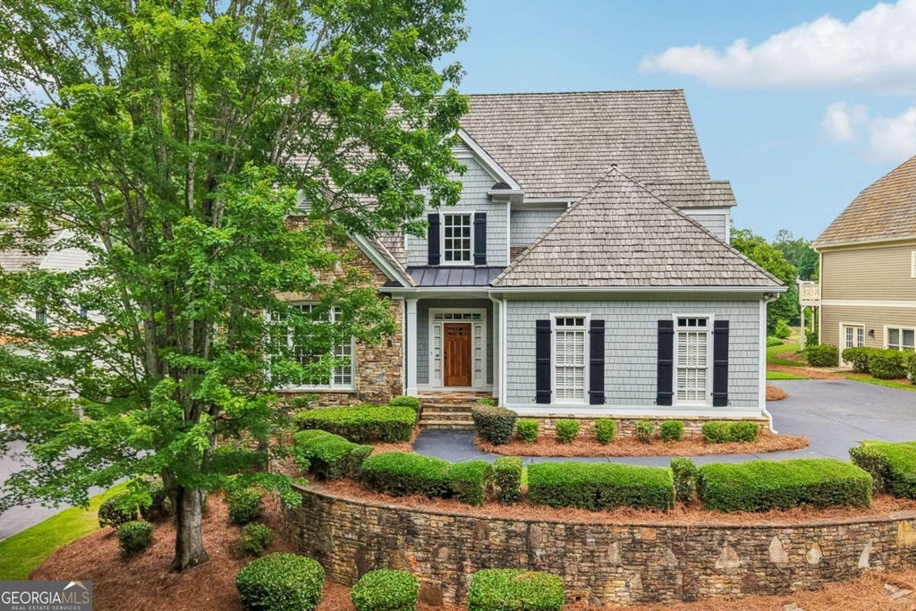 Photo of 86 NE Cove Circle, Dawsonville, GA 30534 (MLS # 10812833)