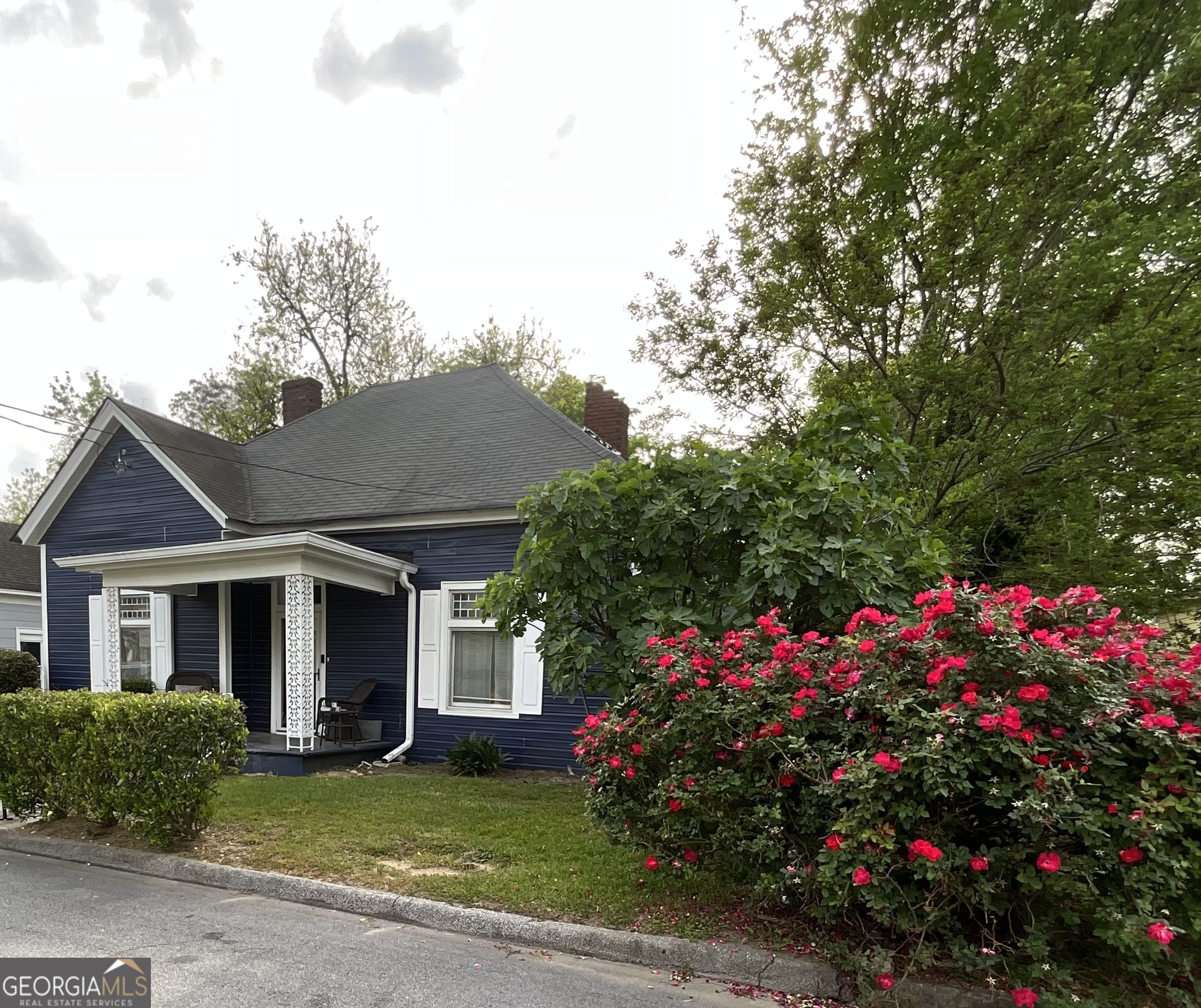 1012 Institute ST NW