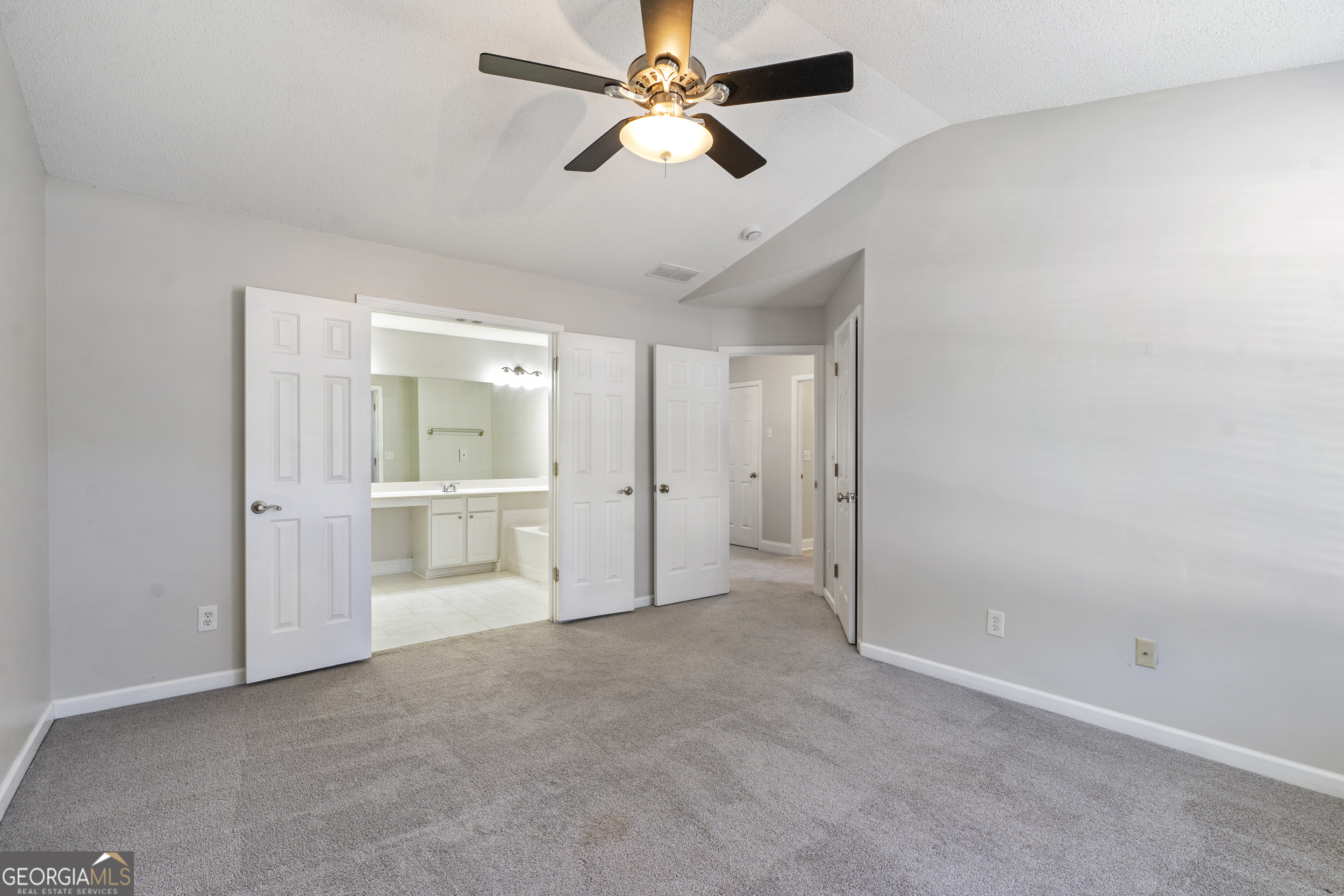 Windward Pointe - Residential