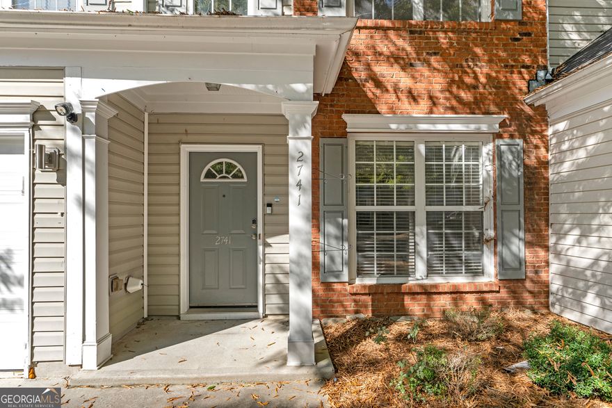 Absolutely Gorgeous Home!  PERFECT location, END UNIT, tons of natural light, walkable to everything, minutes from the GA 400, GREAT schools, shopping and Downtown Alpharetta! This meticulous end unit home has an open floor plan with soaring ceilings, as you walk in.  The kitchen features granite counter tops, gas cooktop and oven, SS appliances, overlooking the family room w/gas fireplace.  Upstairs features an oversized, primary suite with large walk in closet.  Master bathroom is spacious, with a soaking tub, separate shower and double vanities. Two, spacious, secondary bedrooms complete the second floor.  Private backyard porch, with easy access to community pool.  This home and location is in the center of everything.
