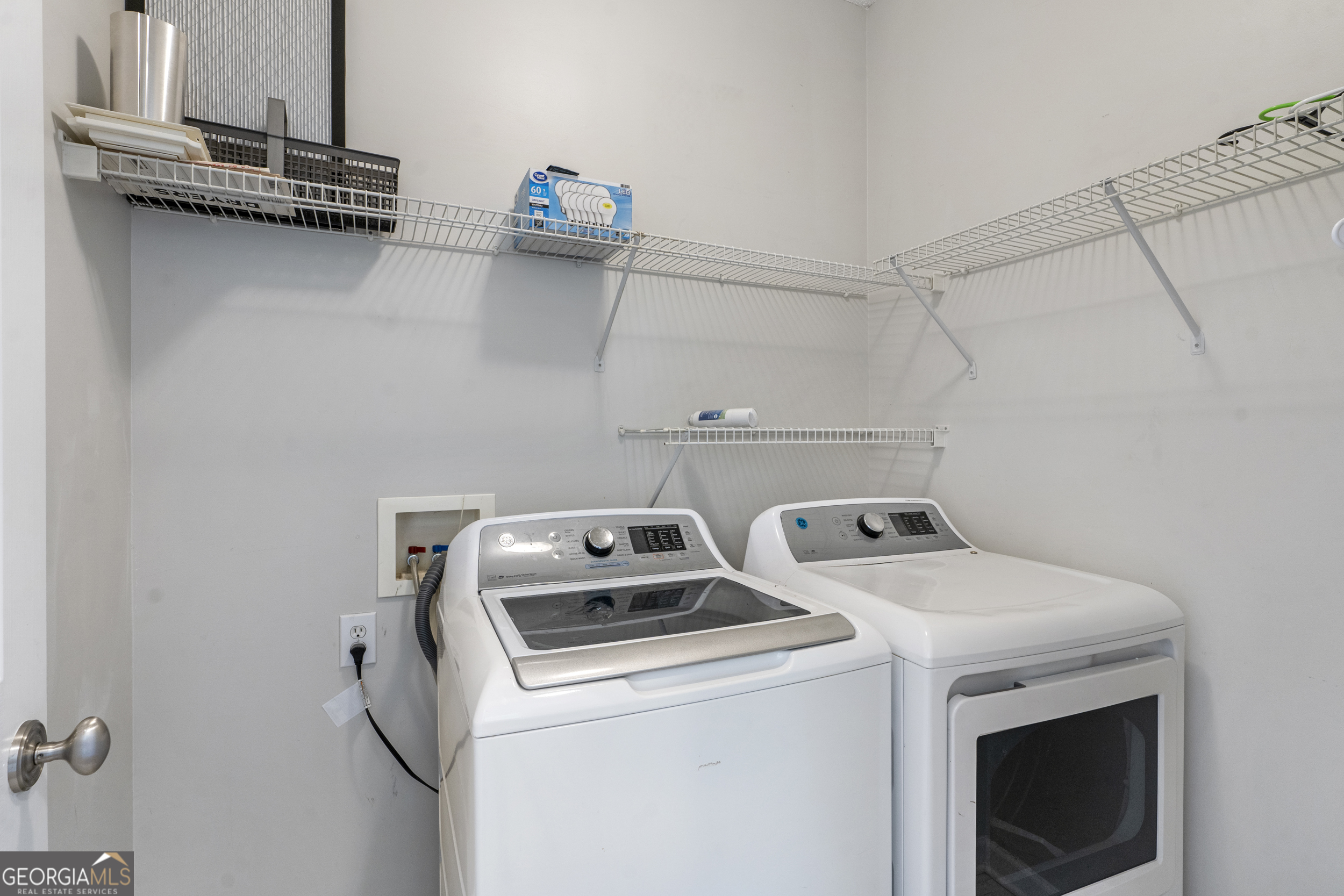 Windward Pointe - Residential