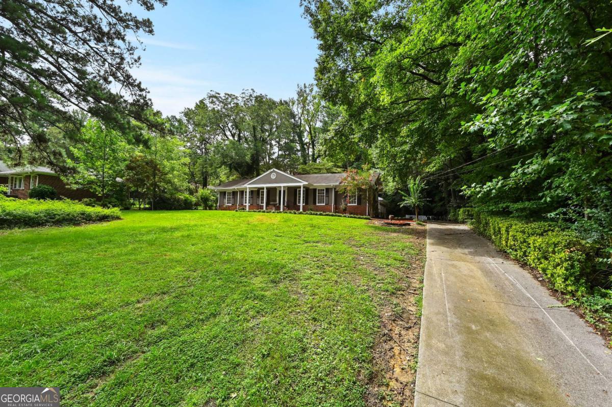 2698 Collier DR NW