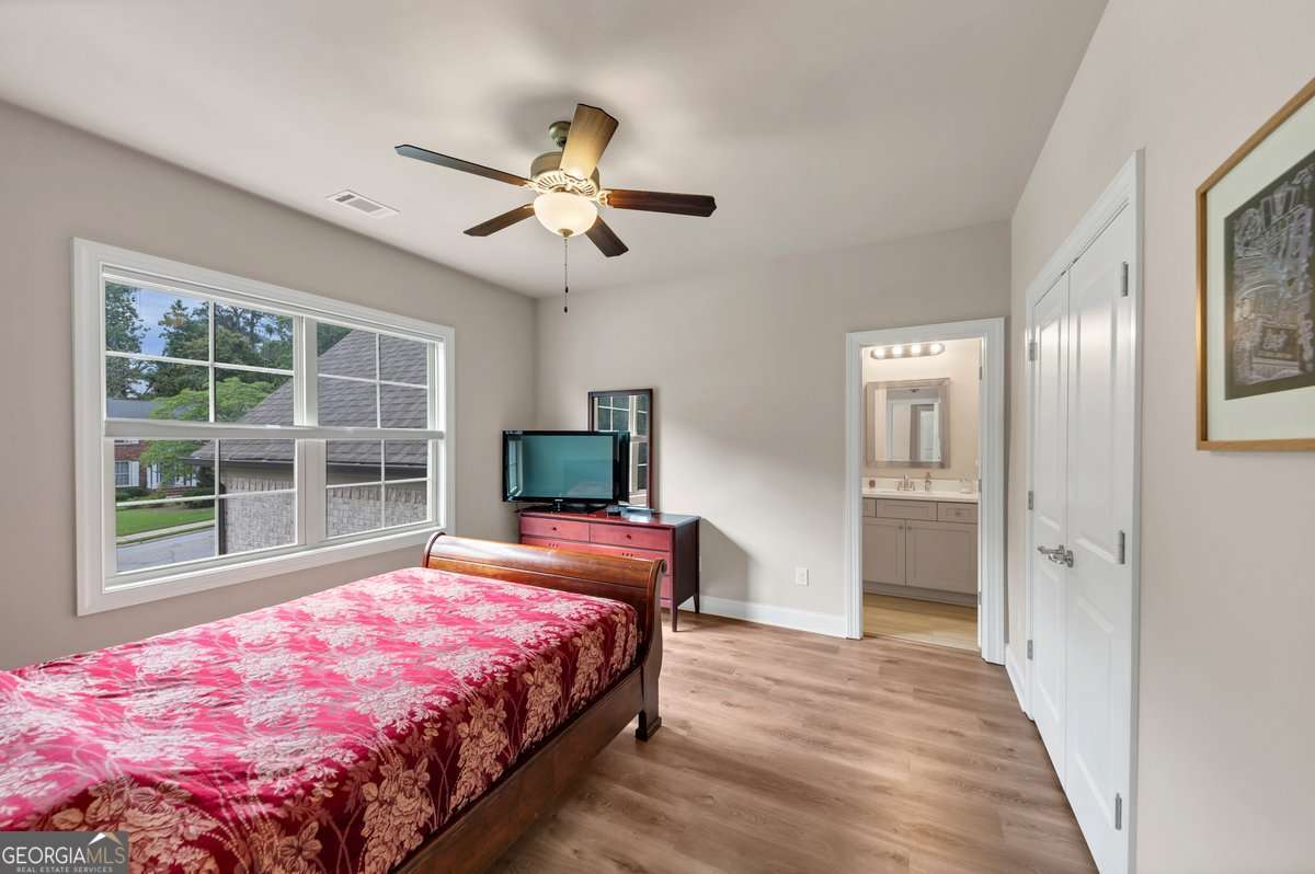 INDIAN HILLS - Residential