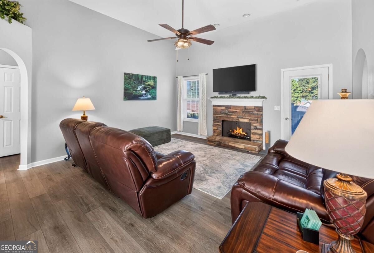 108 Summerfield WAY NE