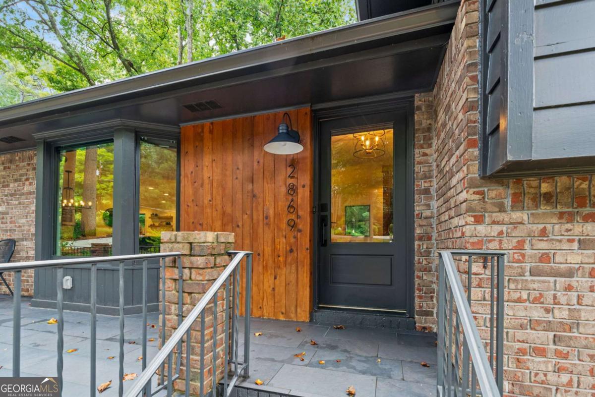 2869 Woodland Park DR NE