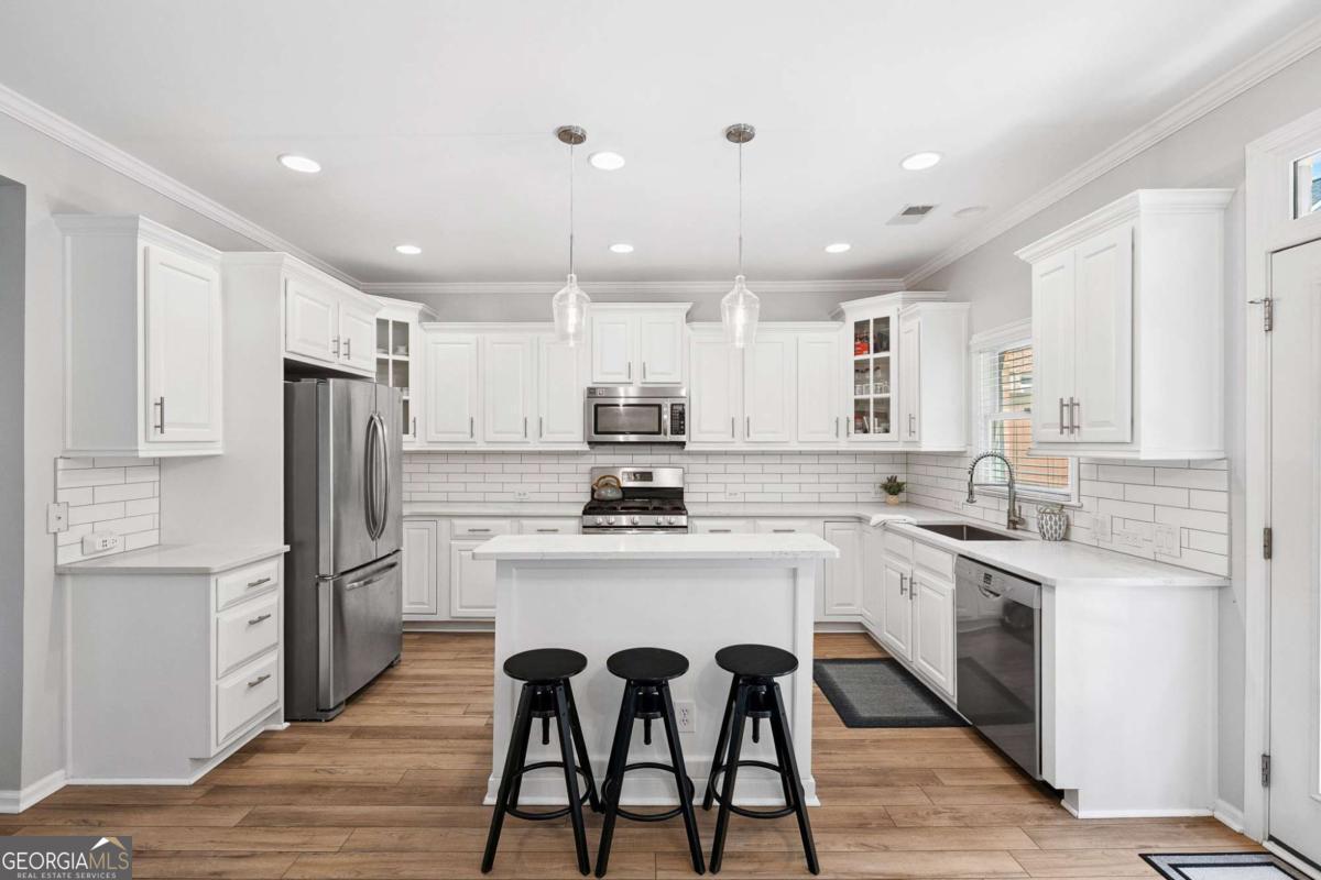5710 Waters Edge TRL