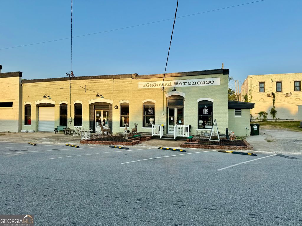 Photo of 30 Durand Street, Woodbury, GA 30293 (MLS # 10768435)