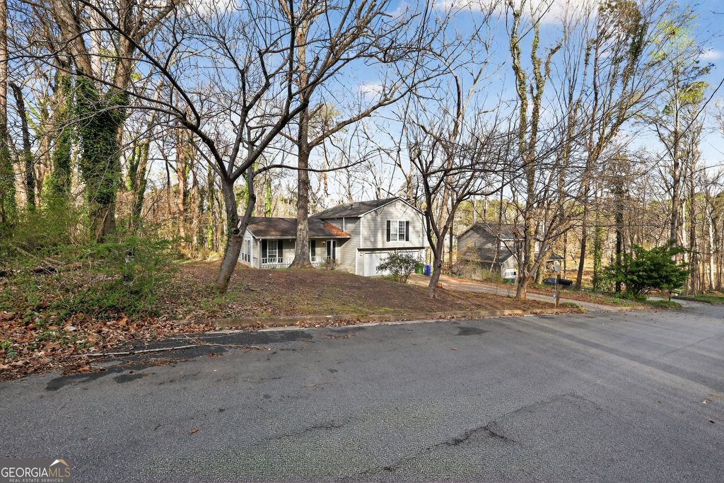 Photo of 629 Waterview Court, Stone Mountain, GA 30088 (MLS # 10714058)