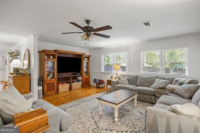 285 Air Acres WAY
