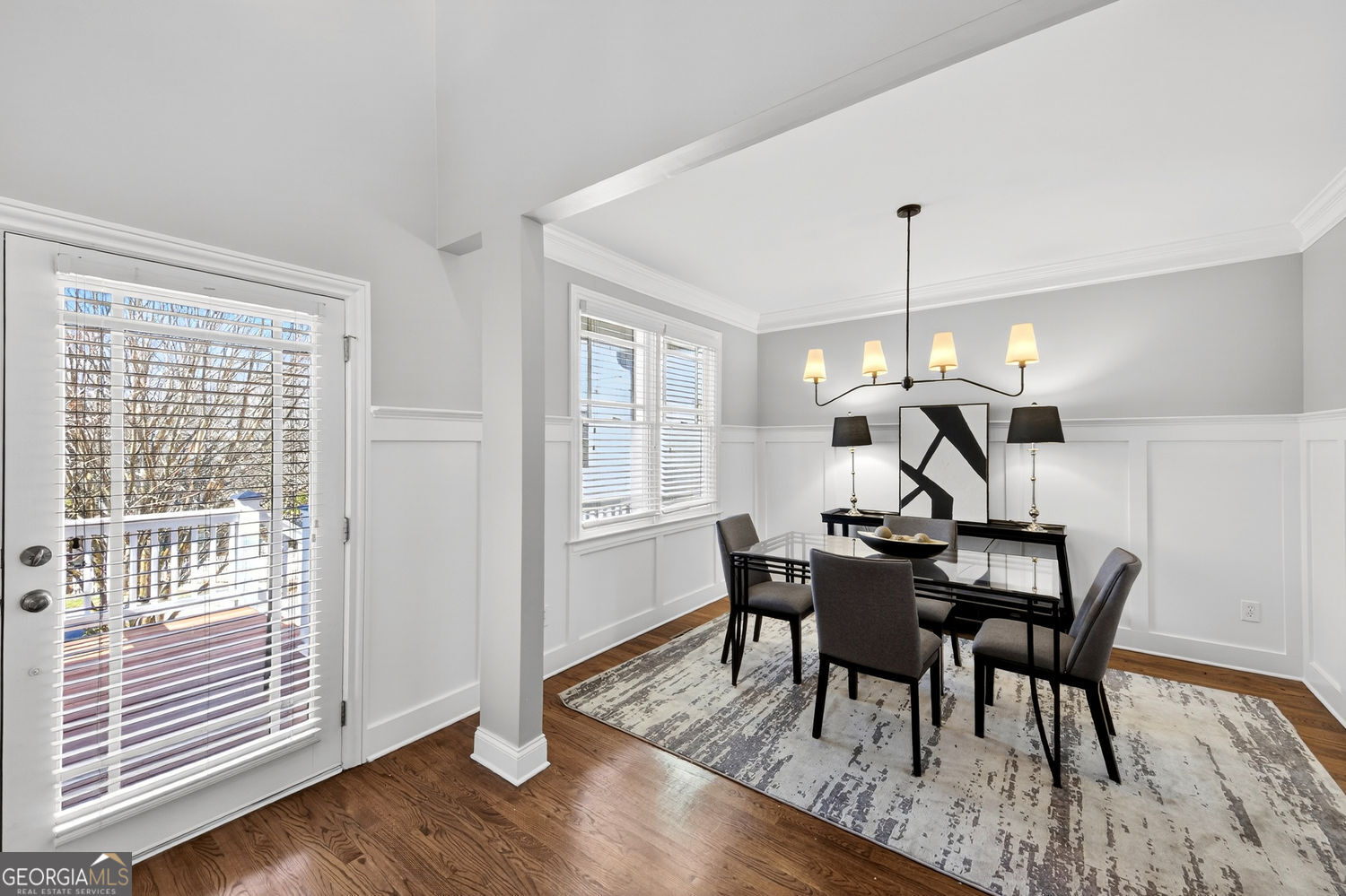 1613 Dupont Commons DR NW