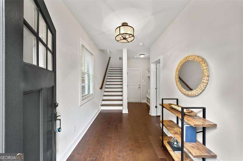 6083 Boylston DR
