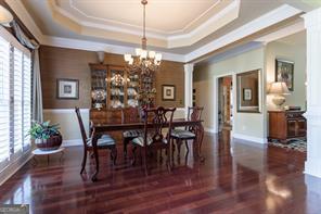 2870 NW Towne Village DR