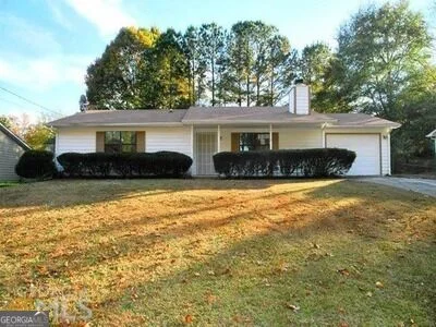 1077 Walnut Creek Lane