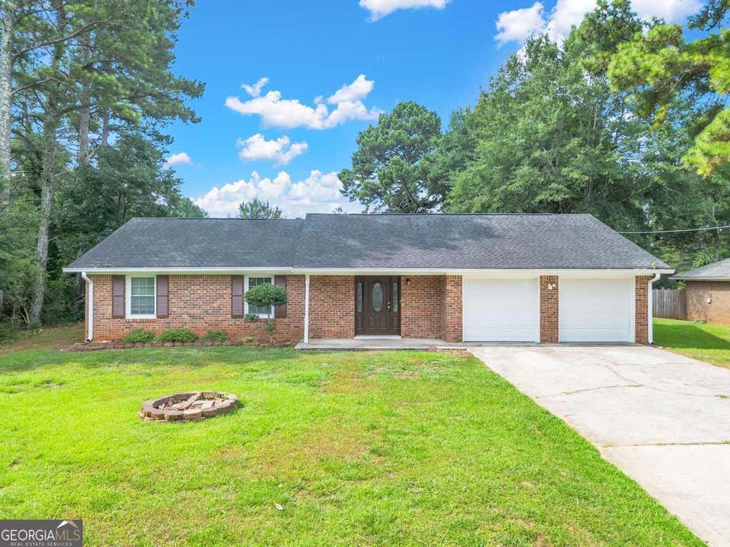 Photo of 1914 Heritage Drive SW, Conyers, GA 30094 (MLS # 10815170)