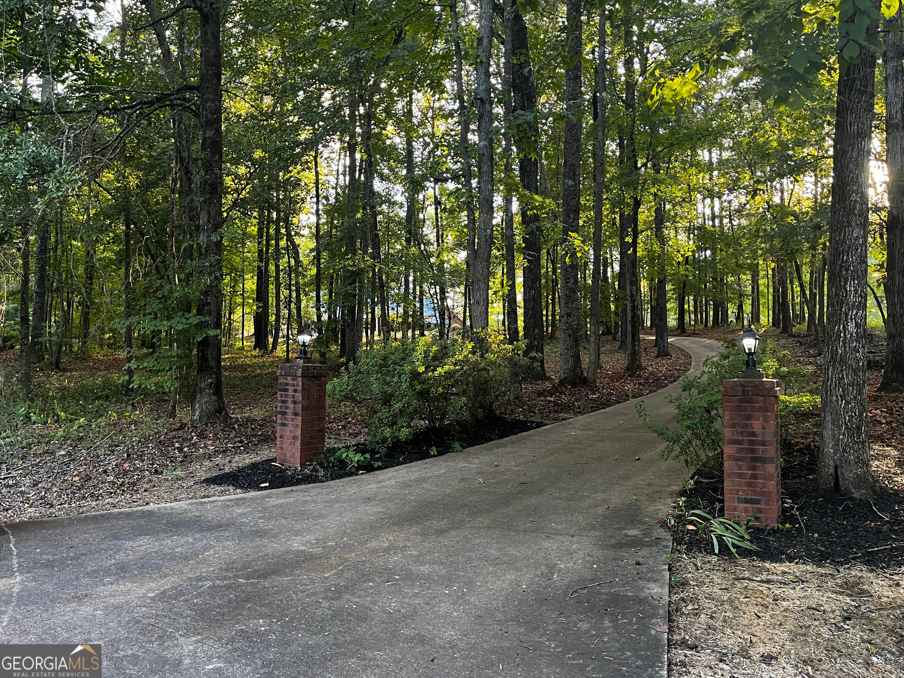 1034 COUNTY ROAD 520