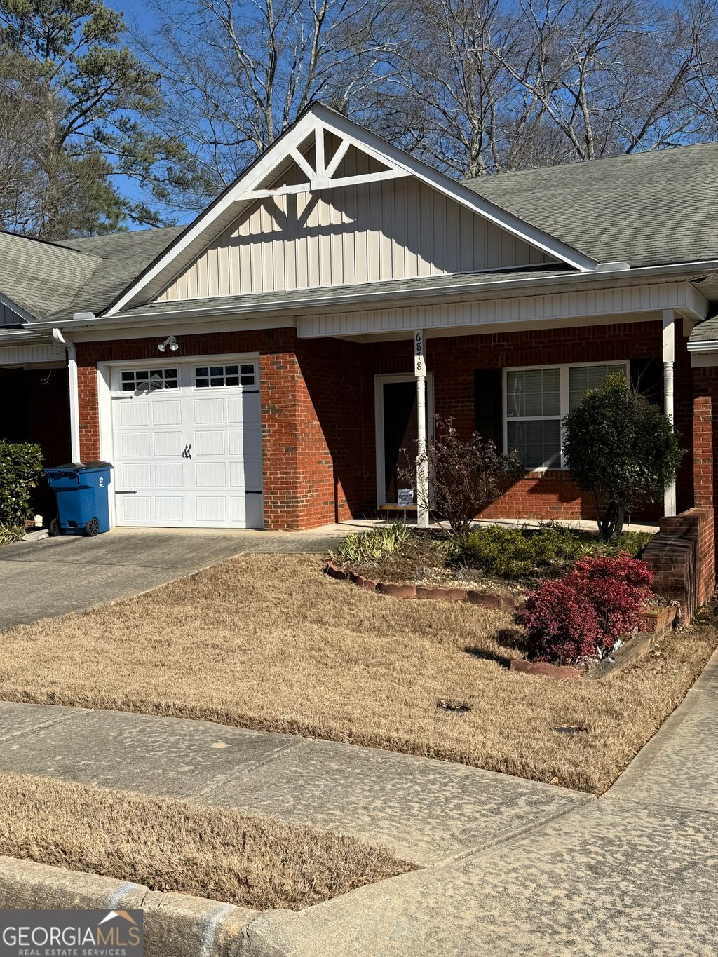 Photo of 6878 Tara Oaks Drive, Riverdale, GA 30274 (MLS # 10688391)