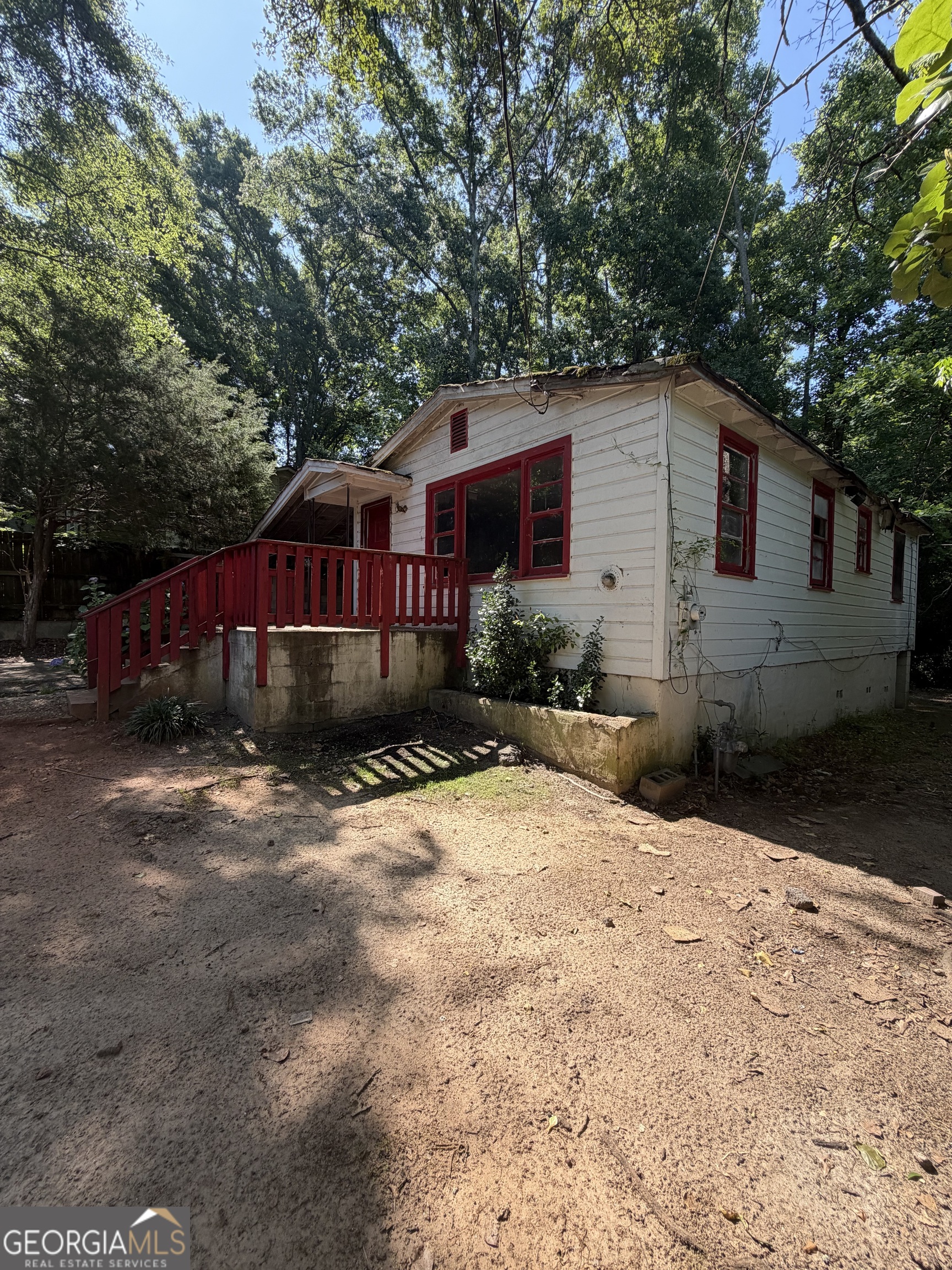 1091 Adcock CIR