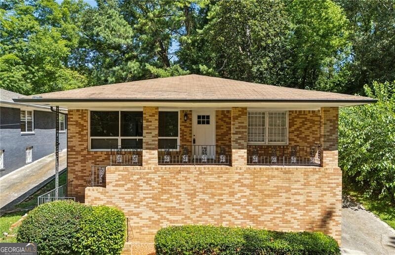 185 Rockmart DR SW
